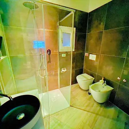 Affittacamere Un Rifugio Accogliente Nel Cuore Di - San Felice Relaxing 3*