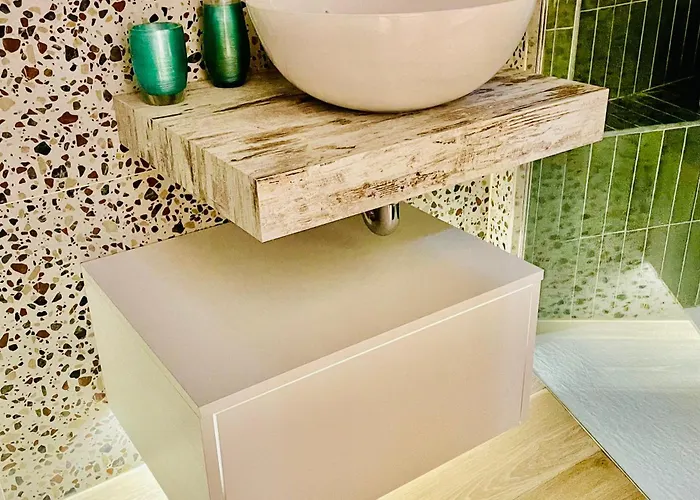 Un Rifugio Accogliente Nel Cuore Di - San Felice Relaxing Guest house 3*